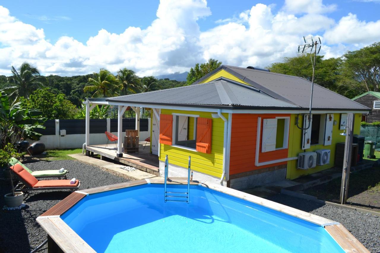 Mini-Villa Entre Montagne Et Mer Goyave Bagian luar foto